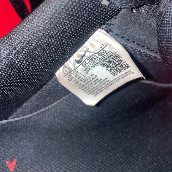 A1-Nike Air Force 1 Low '07 Black Red Bred! - Picture 8 of 9